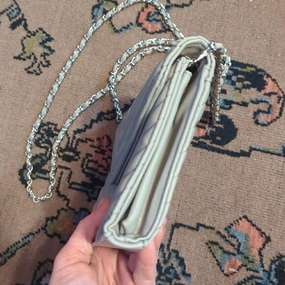 Worthington Quilted Envelope Flap Crossbody Bag - Picture 9 of 9